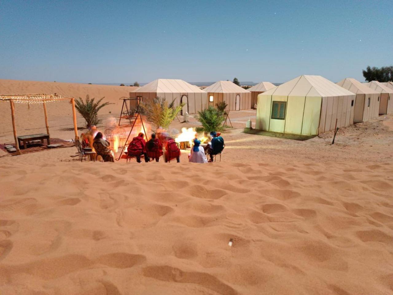 梅尔祖卡Sahara Vibes Luxury Camp别墅 外观 照片